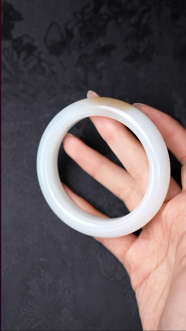 未镶嵌手镯和田玉（糖玉）工厂抛货 假1罚3 多样性发其1