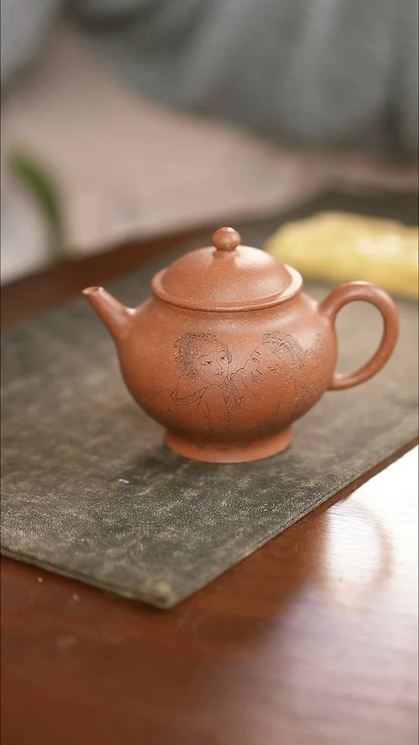 茶杯紫砂青堂春宫壶