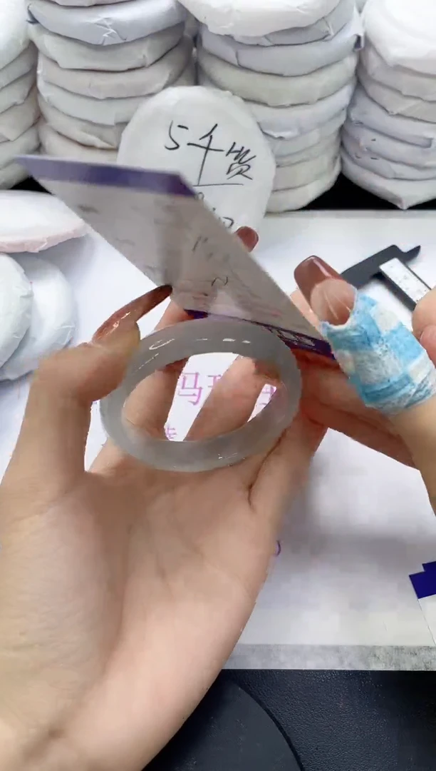 未镶嵌手镯玛瑙/玉髓59