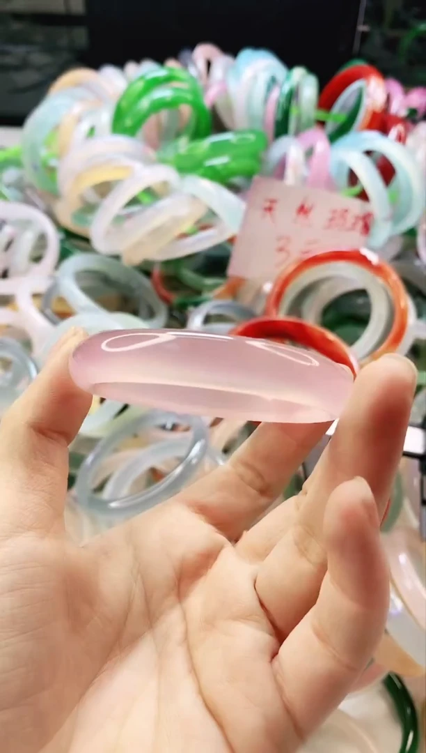 未镶嵌颈饰玛瑙/玉髓125