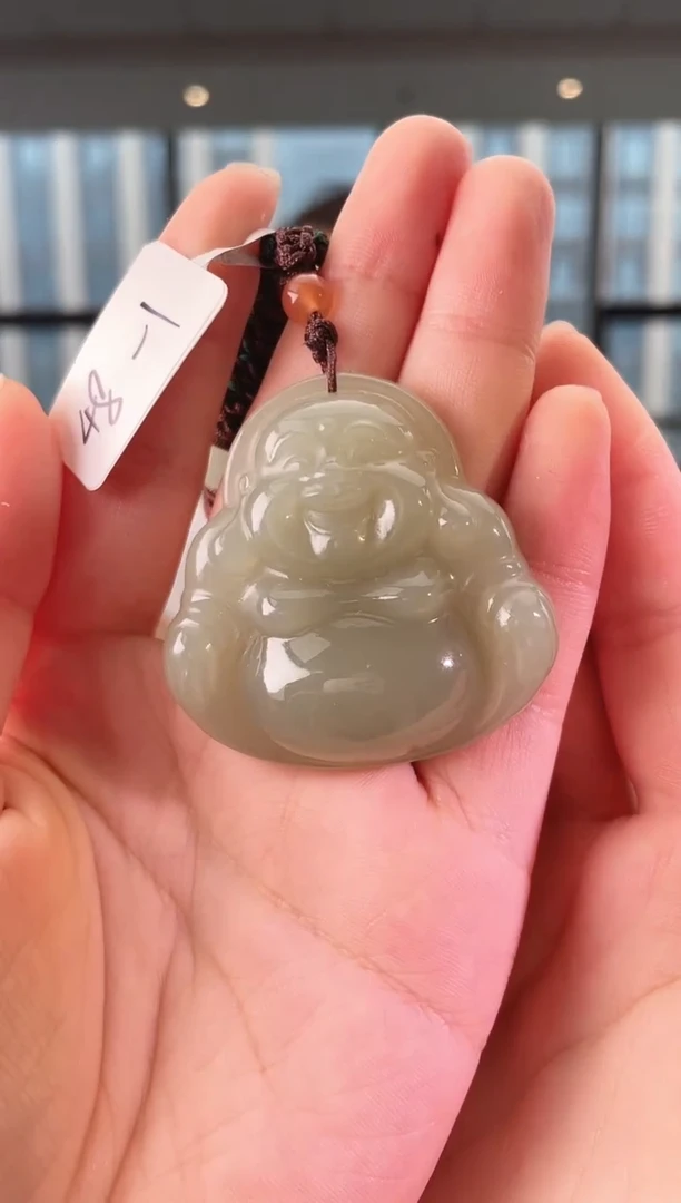 和田玉未镶嵌颈饰佛公 48-1