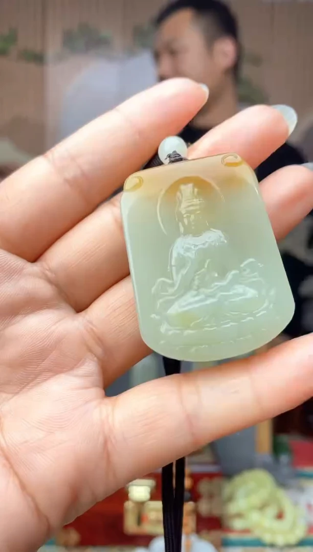 颈饰未镶嵌和田玉拍一发一