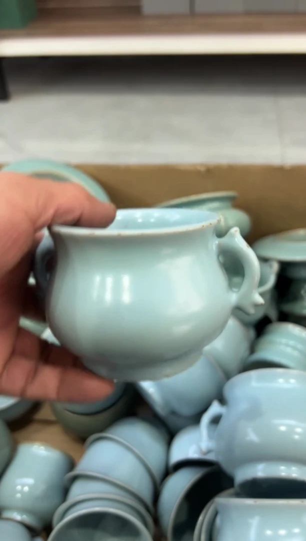 【闪购商品】杯宋臻釉大香炉大大瑕