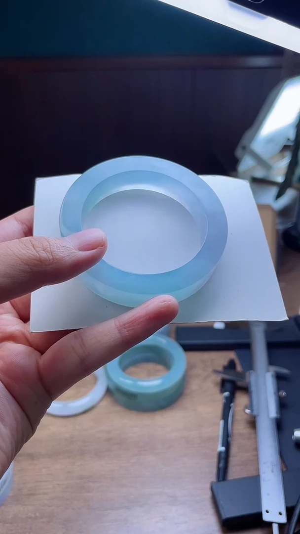 定制翡翠手镯未镶嵌定制