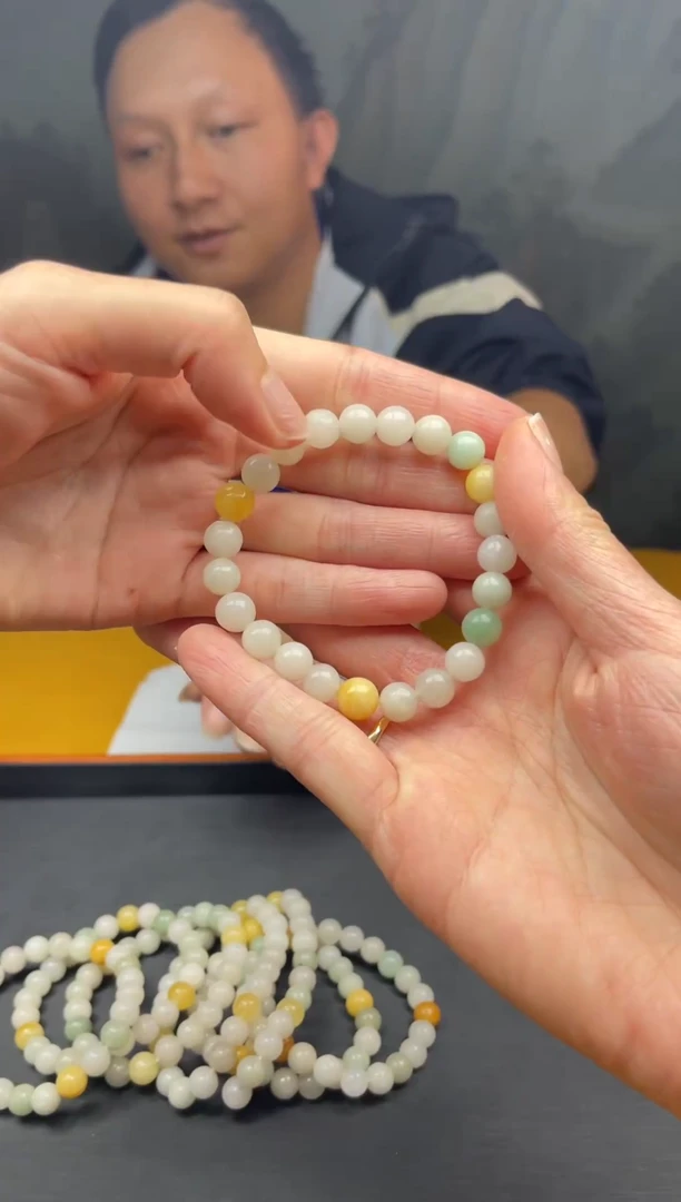 颈饰未镶嵌翡翠8MM