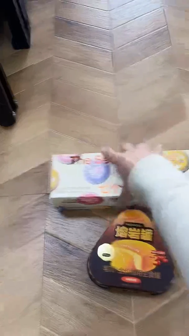 79小雅 小七个月亮1＋毛兀果蔬鸡1盒＋毛兀熔岩罐1盒