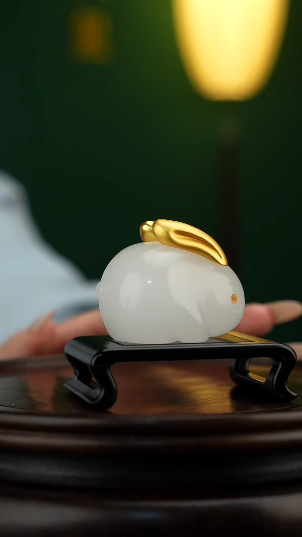 玉【玉兔呈祥】天然玉石摆件