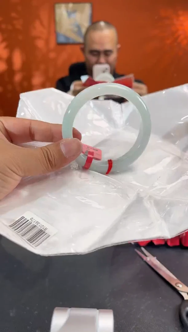 未镶嵌手镯翡翠57