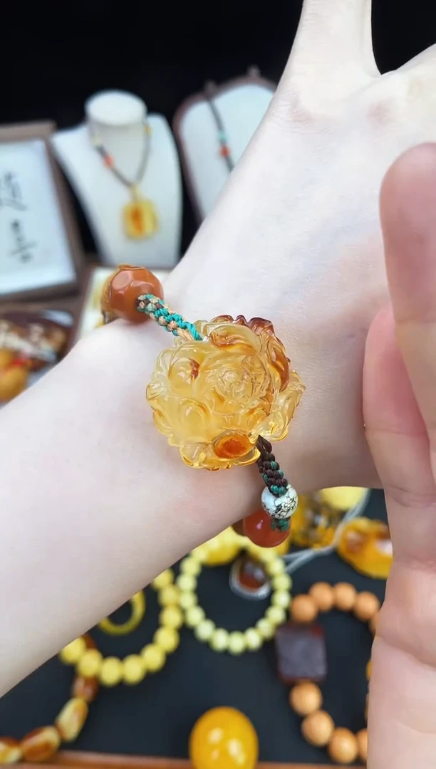 琥珀未镶嵌珠宝奇石柒月