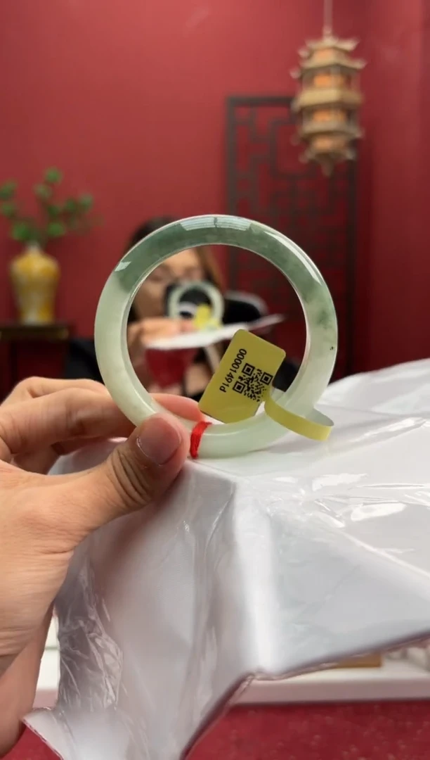 未镶嵌手镯翡翠翡翠手镯
