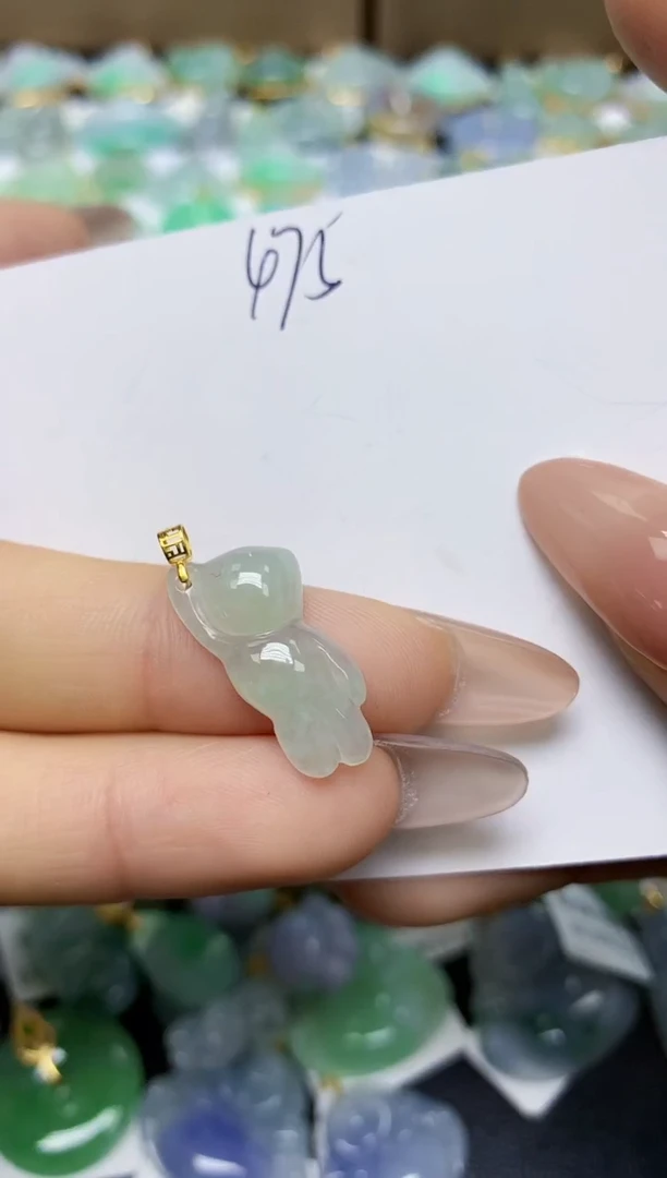 翡翠未镶嵌颈饰 天然翡翠A货