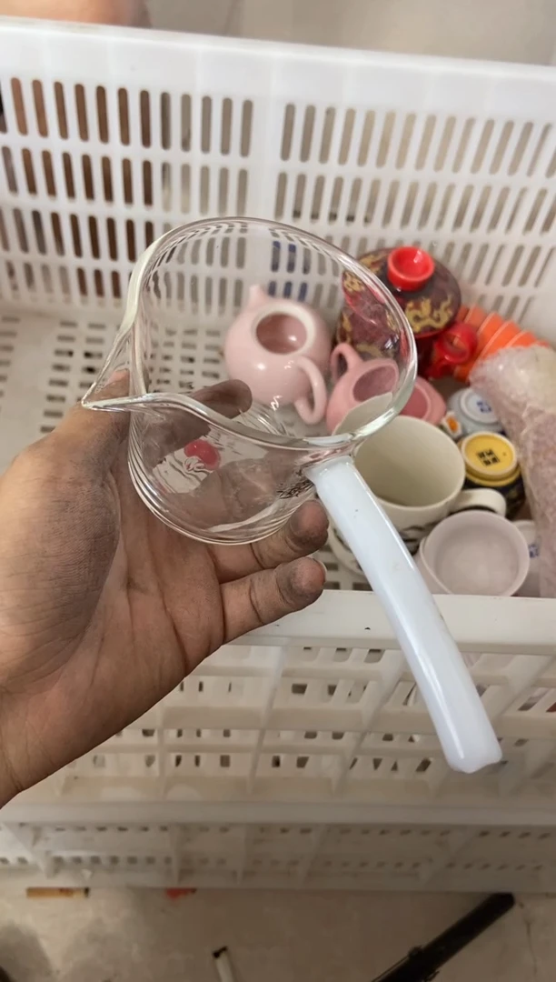 无运费险有瑕疵的摄影的产品有使用过的痕迹有点脏介意勿拍