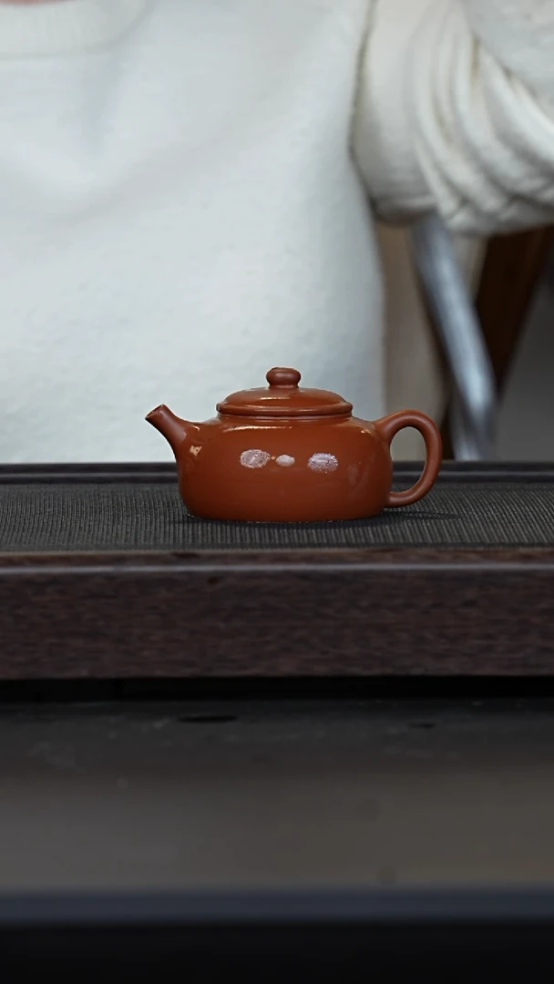 【闪购商品】紫砂茶壶微瑕老紫泥隐圆
