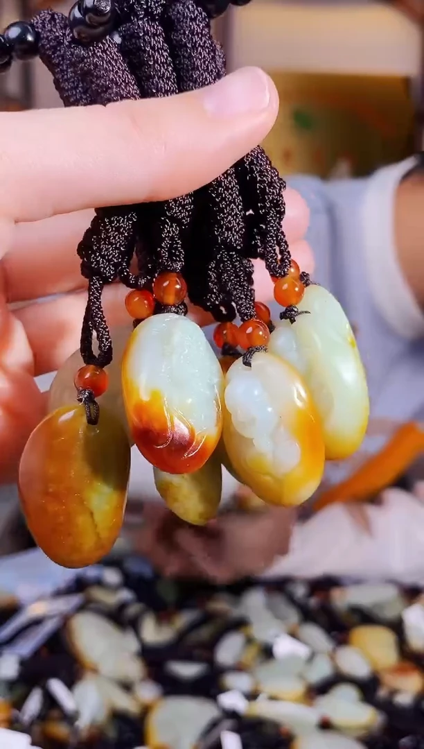 【闪购商品】和田玉颈饰未镶嵌1多样性发货拍一单发一个