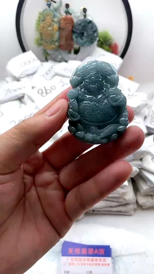 【闪购商品】翡翠颈饰未镶嵌财神【品质一般介意慎拍】