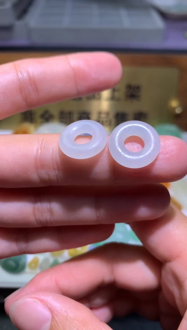 【闪购商品】定制翡翠未镶嵌毛货