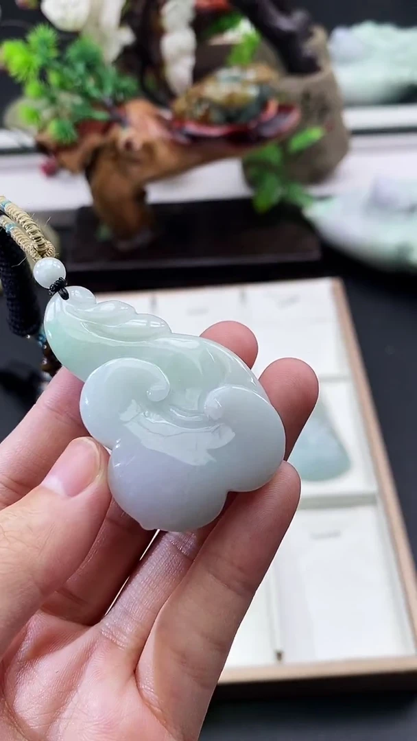 颈饰未镶嵌翡翠天然缅甸A货翡翠