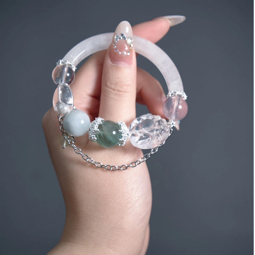 【小春日和】白幽灵半轴 绿萤石 白水晶手串多样性发货发其一c1007