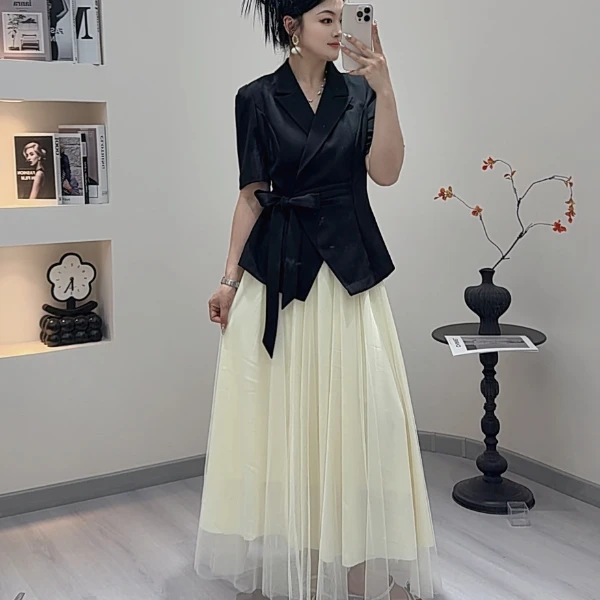 西装上衣+半身裙两件套2025新款轻奢高级气质感显瘦洋气套装--79#