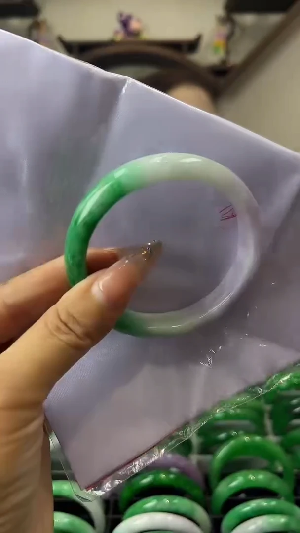 【闪购商品】砖雕a21 圈口60.2 独货手镯