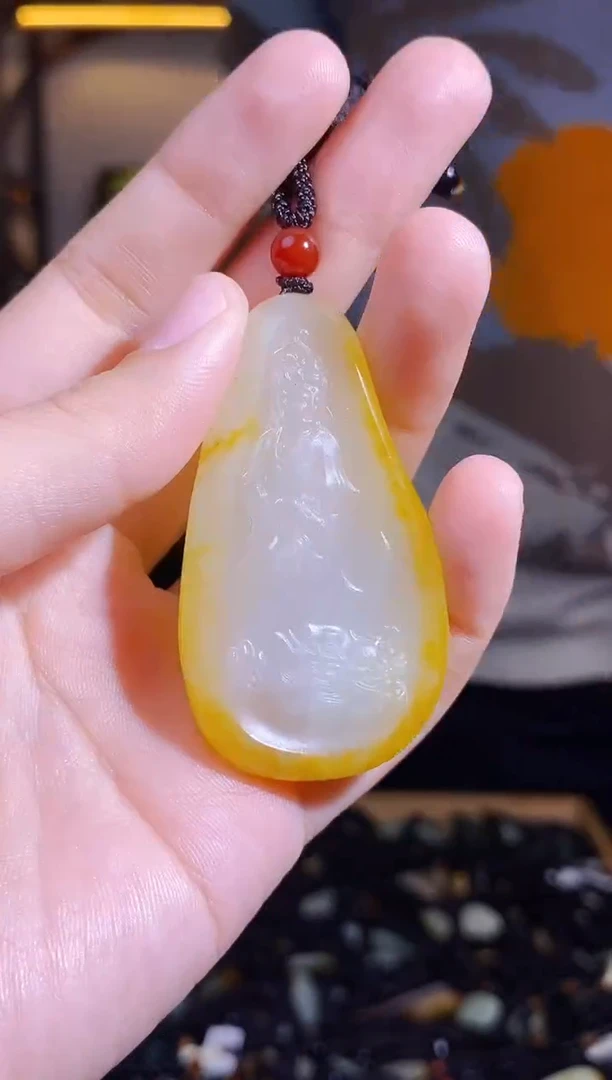 颈饰未镶嵌和田玉1