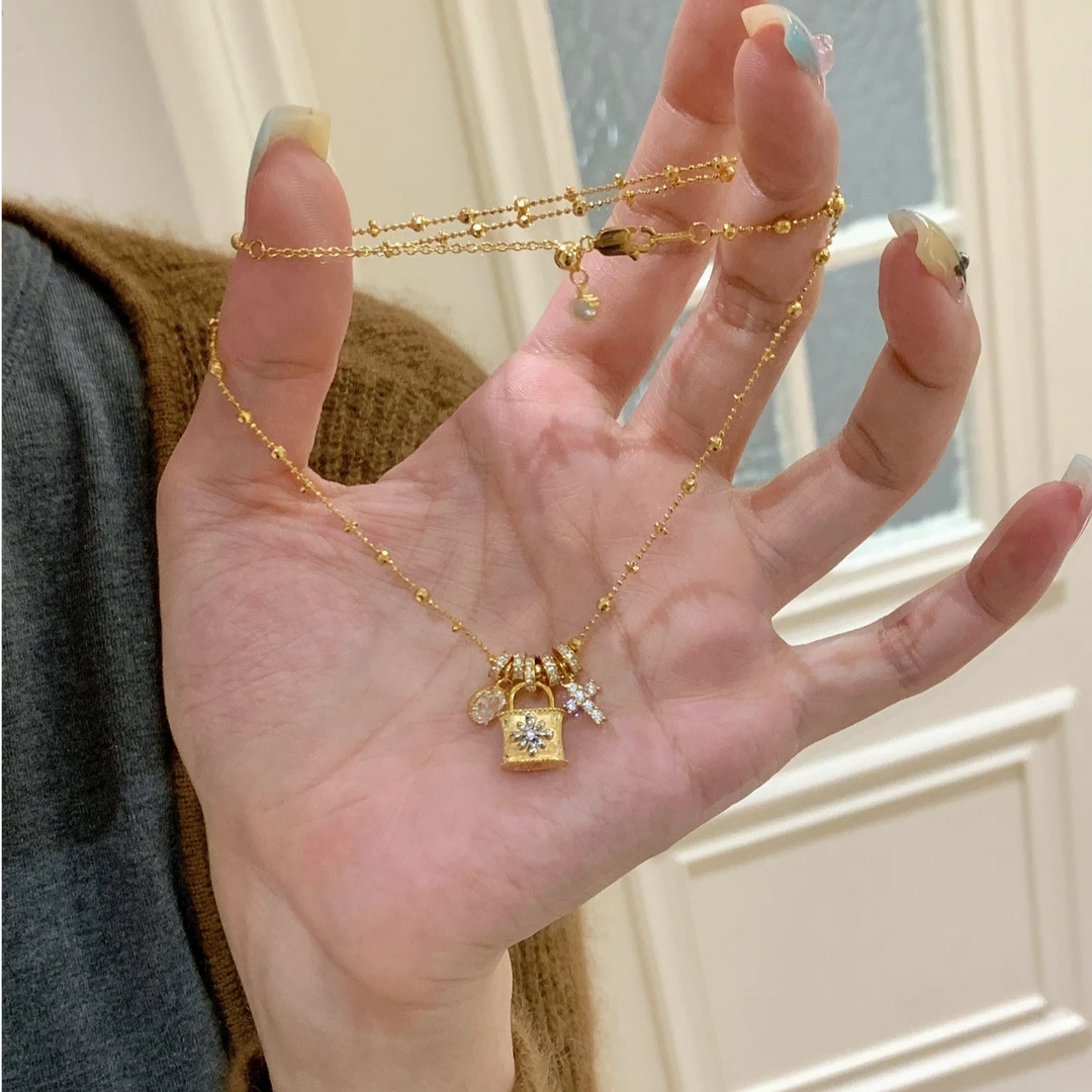 铜合金项链 新中式十字架小锁包吊坠拉丝设计感项链轻奢锁骨链