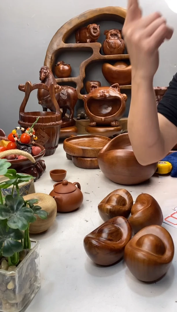 香樟木A6微瑕小元宝摆件2个/组/尺寸10*6