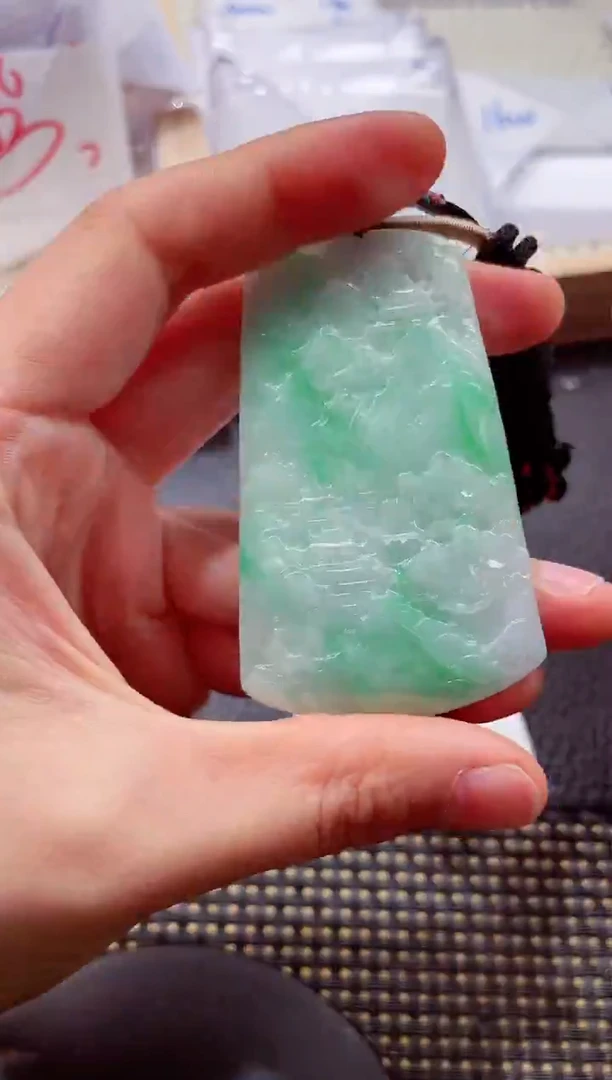 颈饰未镶嵌翡翠000111