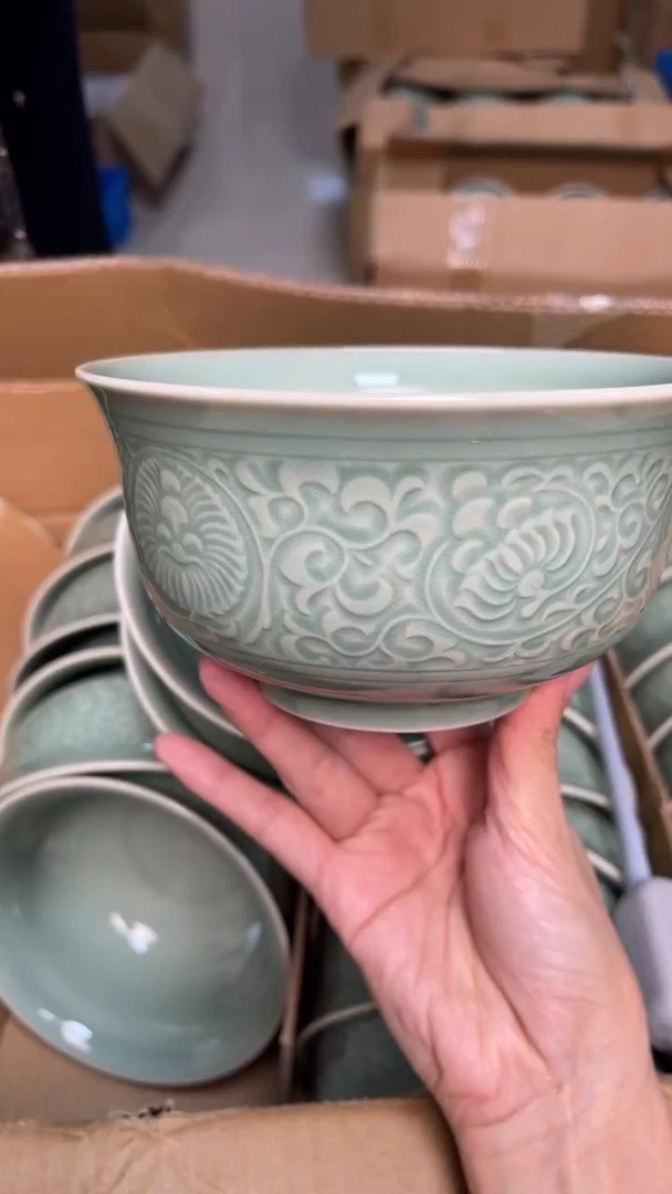 陶瓷青瓷5.5英寸菊纹碗  单只 全品