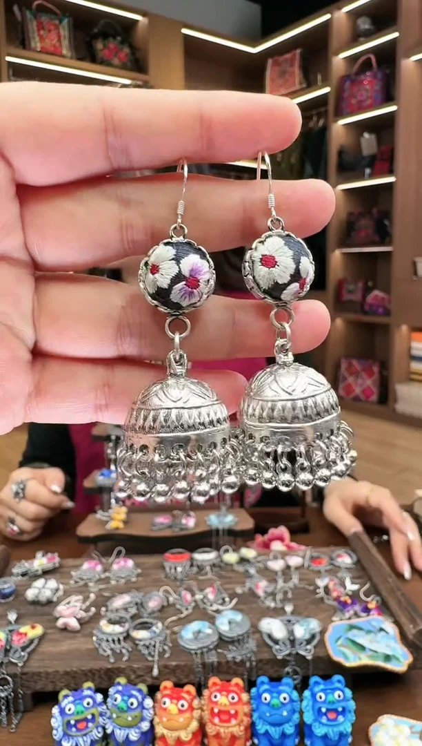 【闪购商品】织绣319黔东南苗族刺绣