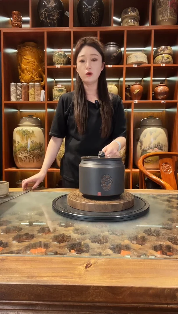 罐云南建水紫陶茶罐