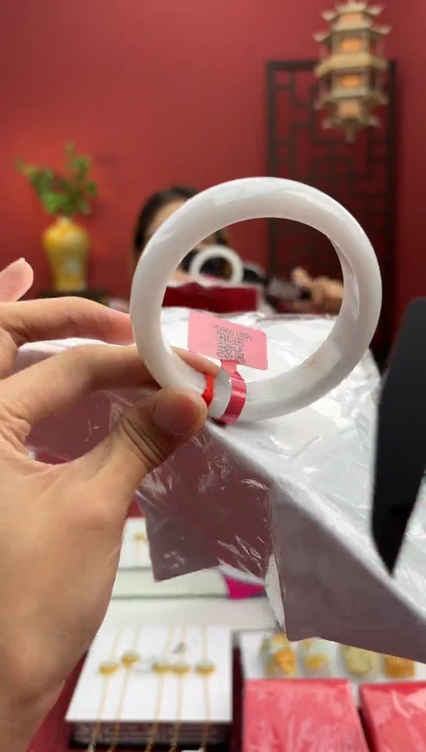 未镶嵌手镯翡翠翡翠手镯13