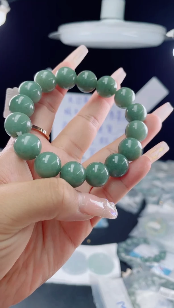 未镶嵌定制翡翠珠串