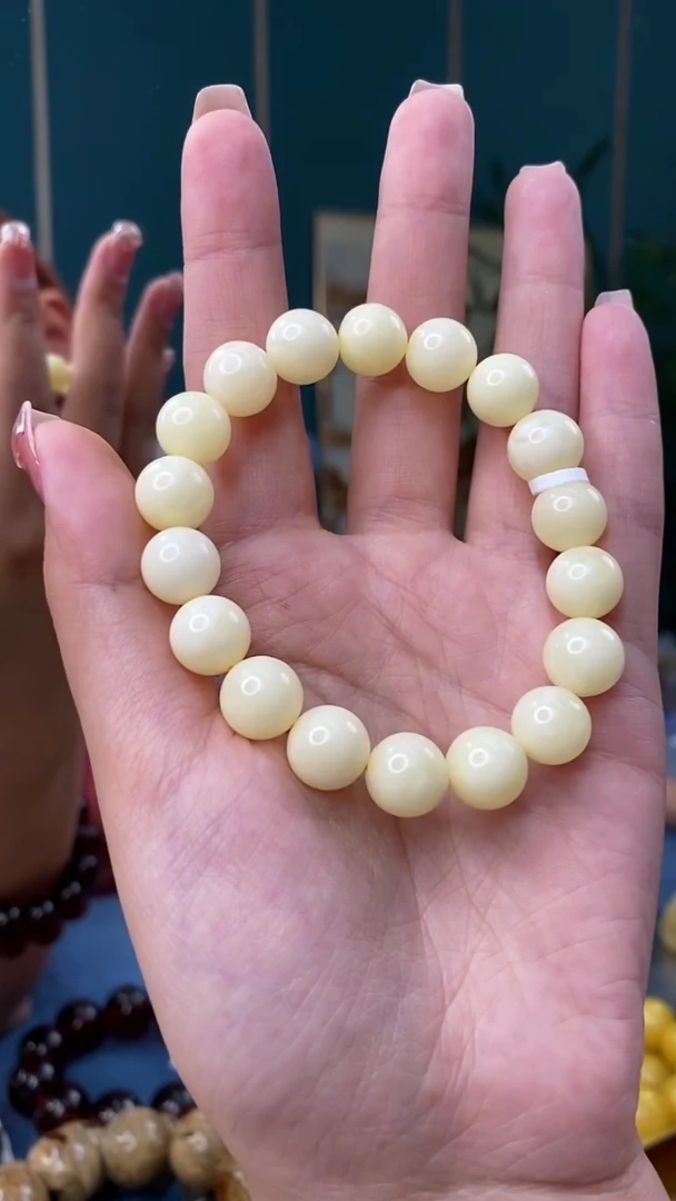 未镶嵌琥珀裸石8/4-GM-#83