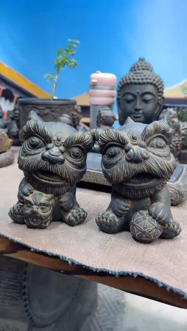 陶土陶土瑞气盈门醒狮一对