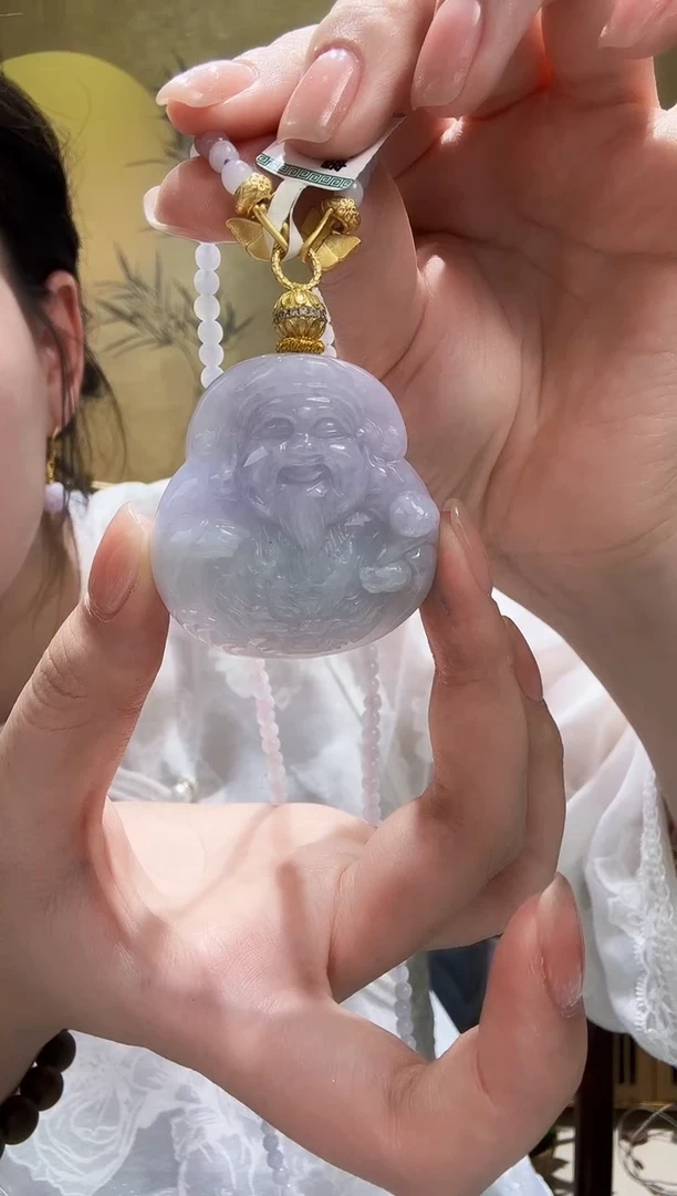 颈饰未镶嵌翡翠吊坠