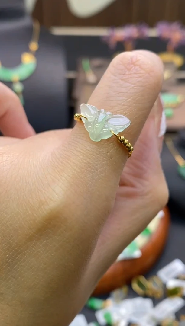 【闪购商品】翡翠颈饰18K金镶嵌净货11960