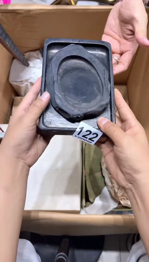 瓷片仰**空122............
