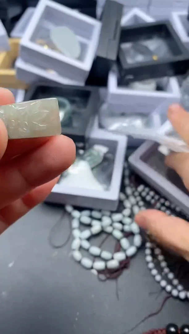 吊坠(不含链)未镶嵌翡翠605