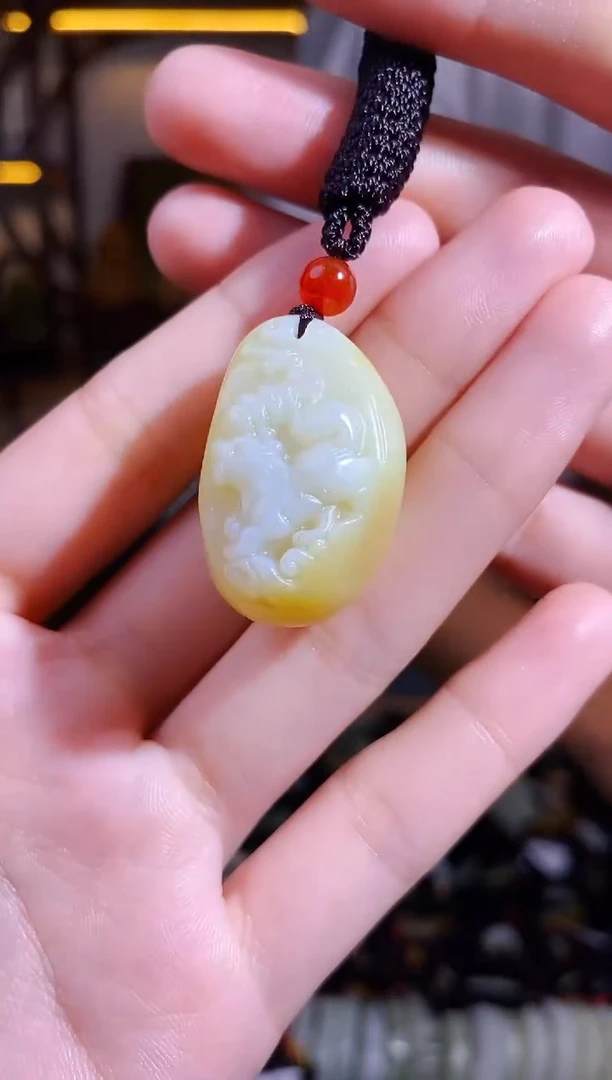 颈饰未镶嵌和田玉1