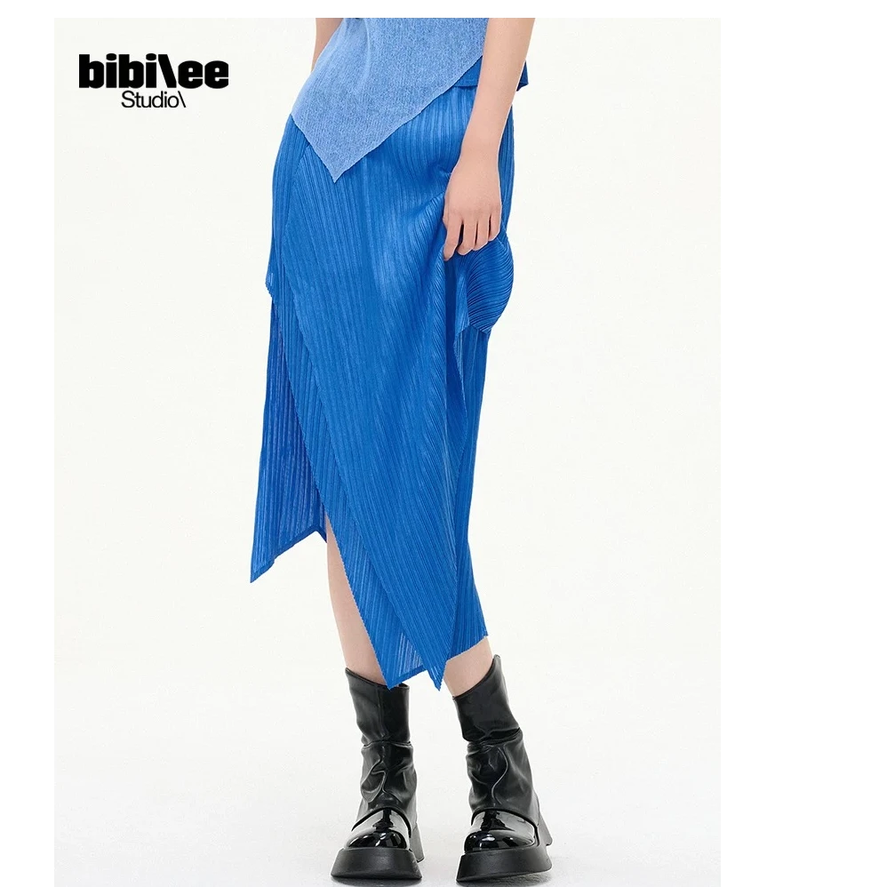 以类设计师品牌Bibilee造型感裁剪贴布侧边口袋设计直身半裙27116