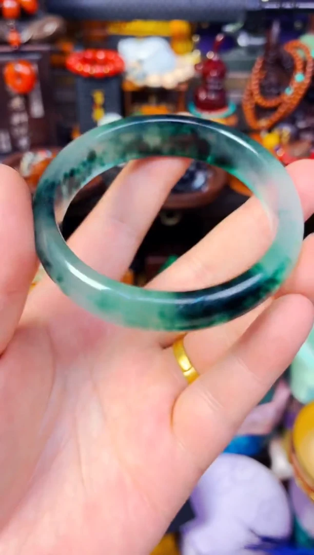 翡翠手镯未镶嵌精品精品精品精品