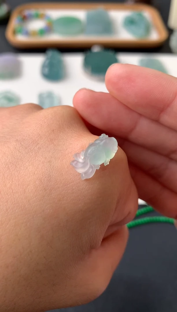 未镶嵌定制翡翠翡翠