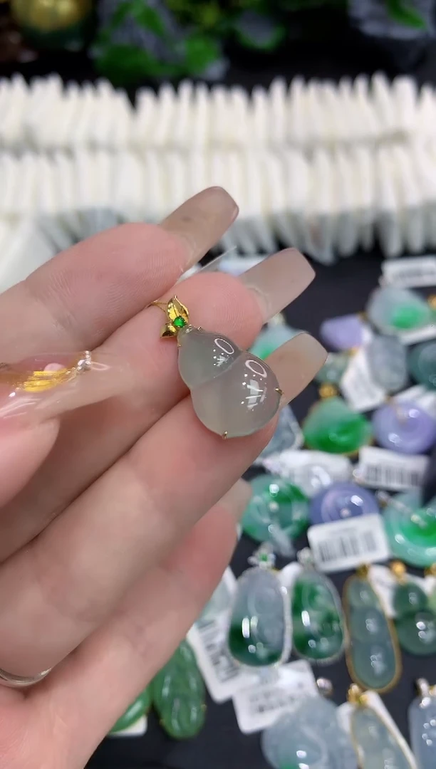 翡翠18K金镶嵌吊坠(不含链)1111