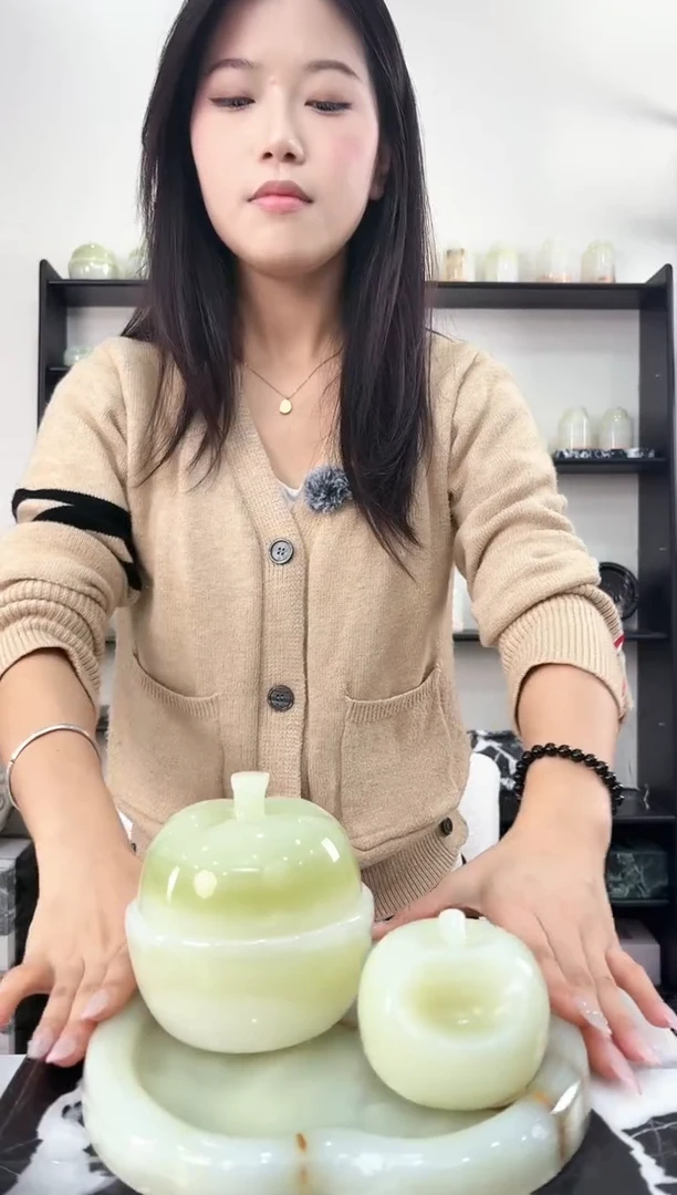 石材清玉苹果三件套