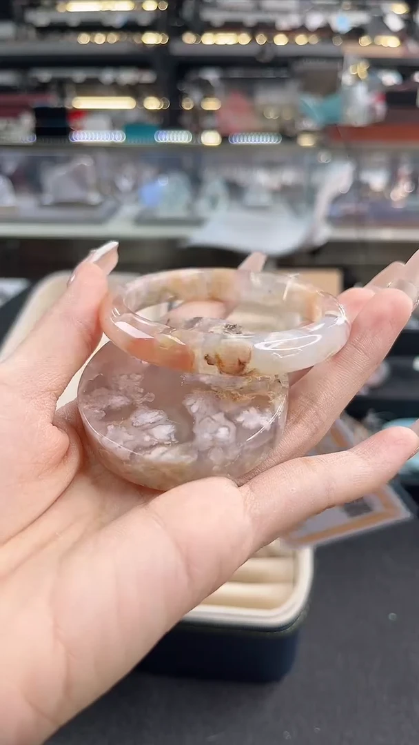 未镶嵌手镯石英质玉57圈口 （赠品镯心）30025