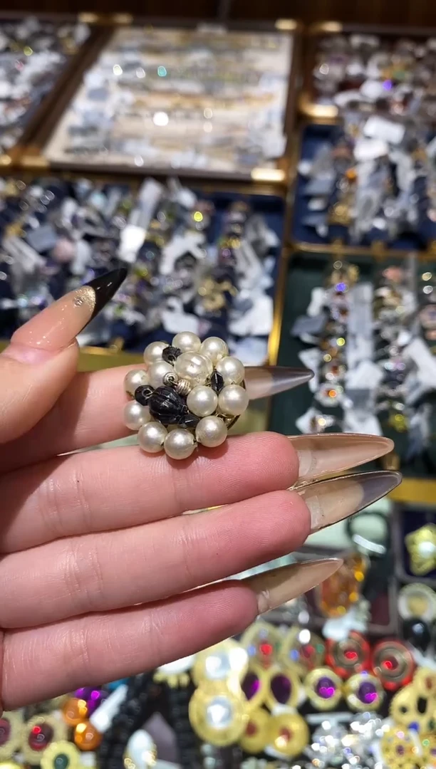 纯铜合金琉璃楚楚珠宝中古甄选不退换