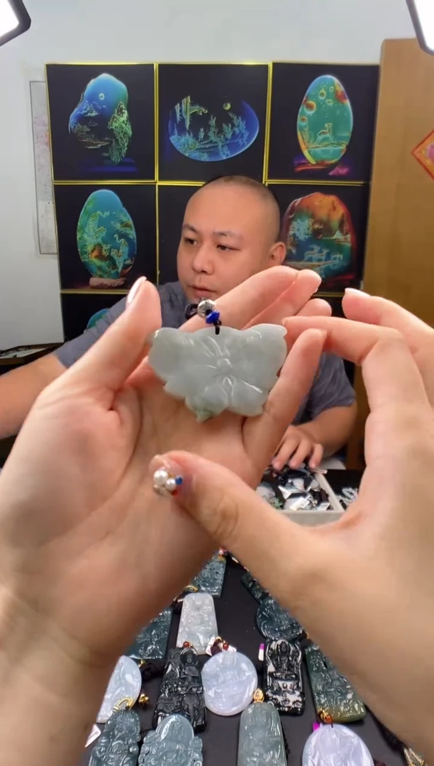 颈饰未镶嵌翡翠多样性发其一