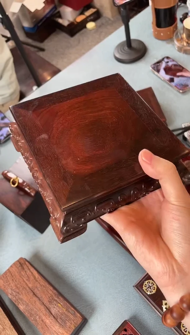 紫檀木类成套家具美**生底座