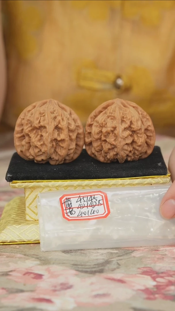 把件文玩核桃非嫁接大粗筋有修